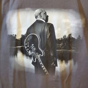 B B King T Shirt 2010 Tour  NWOT'S